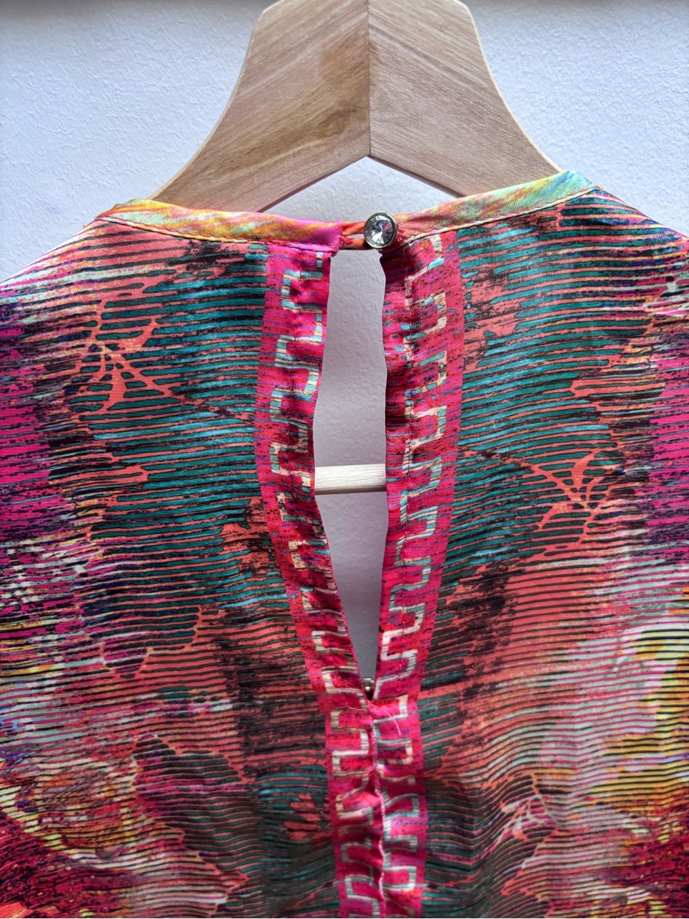 Joseph Ribkoff Vibrant Multicolor Long-Sleeve Blouse - Picture 5 of 8